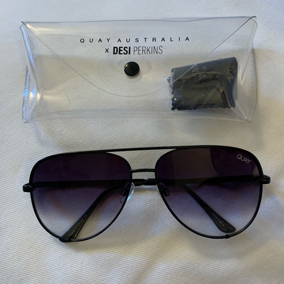 Quay Australia Accessories - Quay Aviator Sunglasses